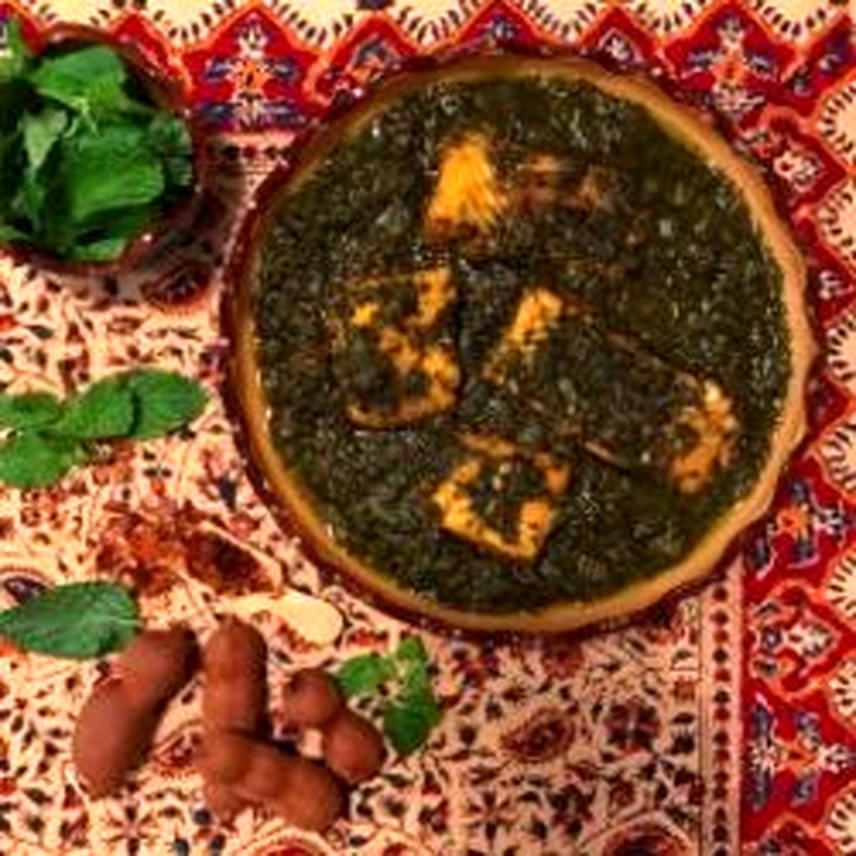 دستور پخت قلیه ماهی به صورت مرحله‌ای