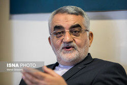 نظر بروجردی درباره سوال از رئیس‌جمهور