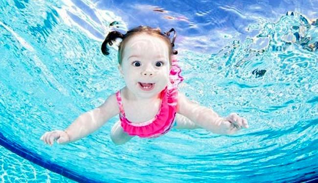 عکس‌های جالب از نوزادان در زیر آب