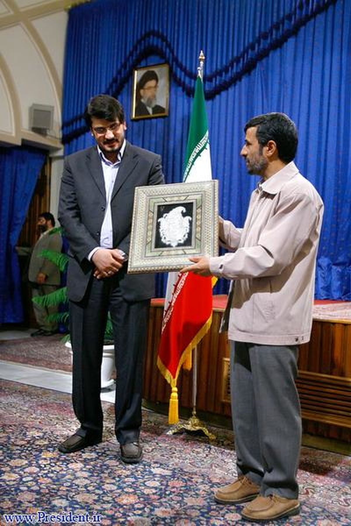 مهرداد بذرپاش وزیر می‌شود