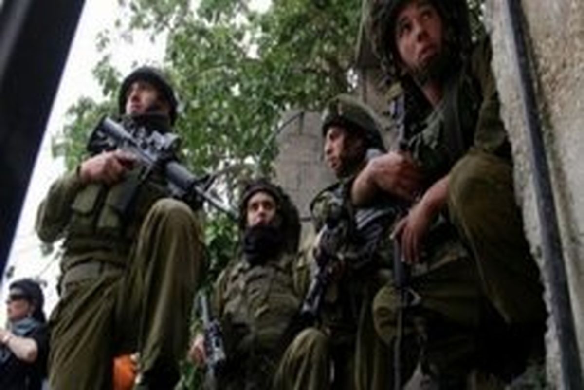 بازداشت ۷ فلسطینی در یورش صهیونیستها به کرانه باختری