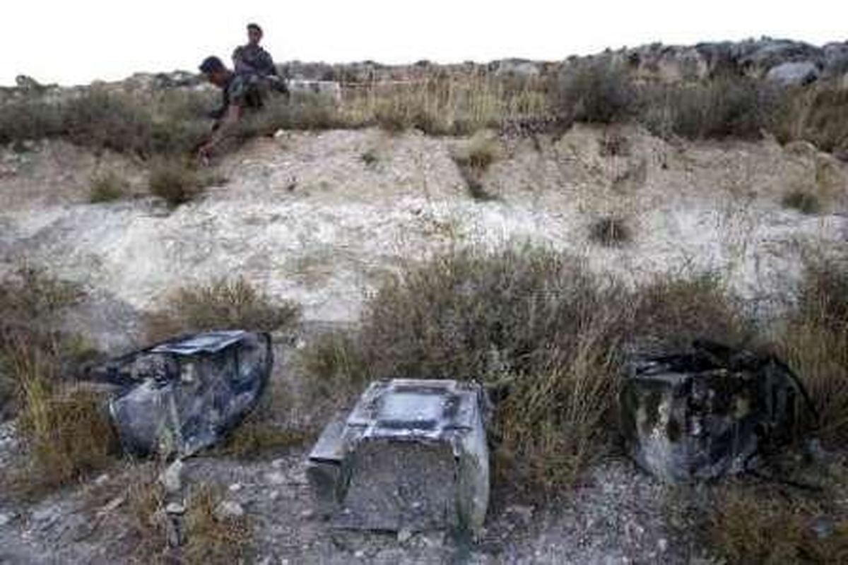 تصاویر/انهدام دستگاه جاسوسي اسرائيل