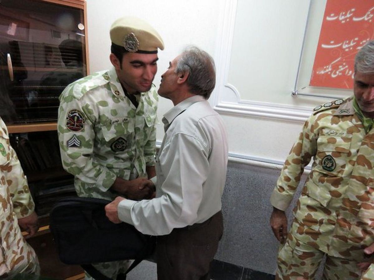 حرکت خیرخواهانه تکاور نزاجا+عکس