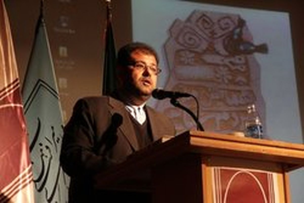 قبر نجومی معرفی کنید، کادو بگیرید!