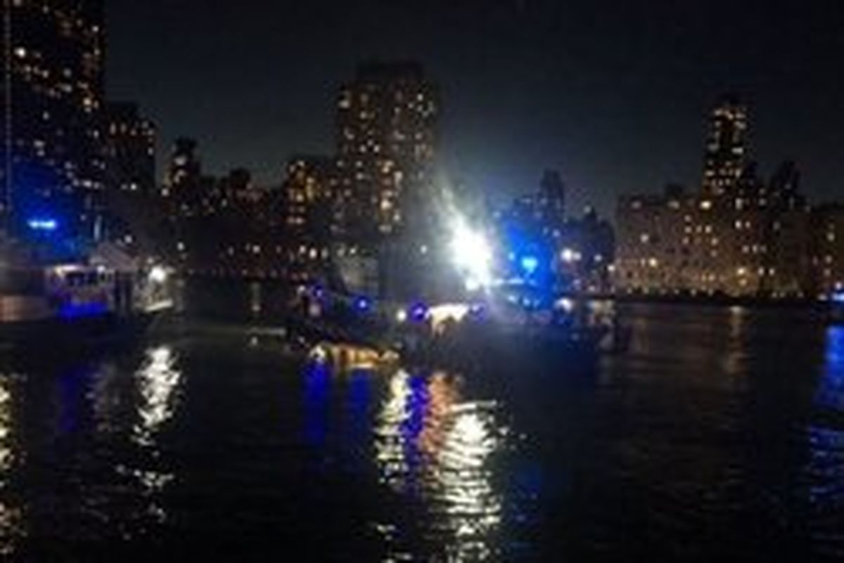 سقوط بالگرد در رودخانه نیویورک ۲ کشته بر جای گذاشت