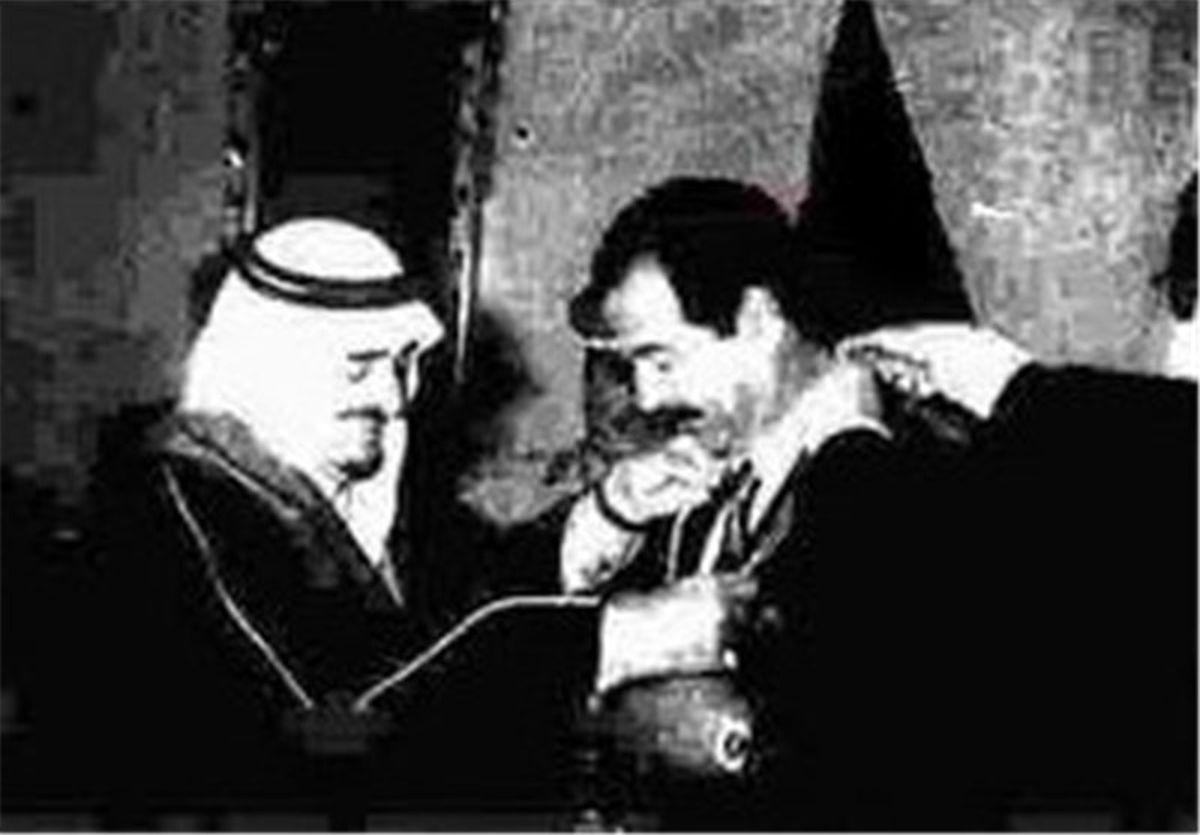 مدال صدام بر گردن السیسی/صاویر