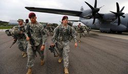 تیلرسون: تا شکست داعش در عراق باقی می‌مانیم