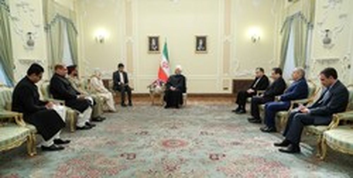 روحانی: امیدواریم خط لوله انتقال گاز ایران به پاکستان عملیاتی شود