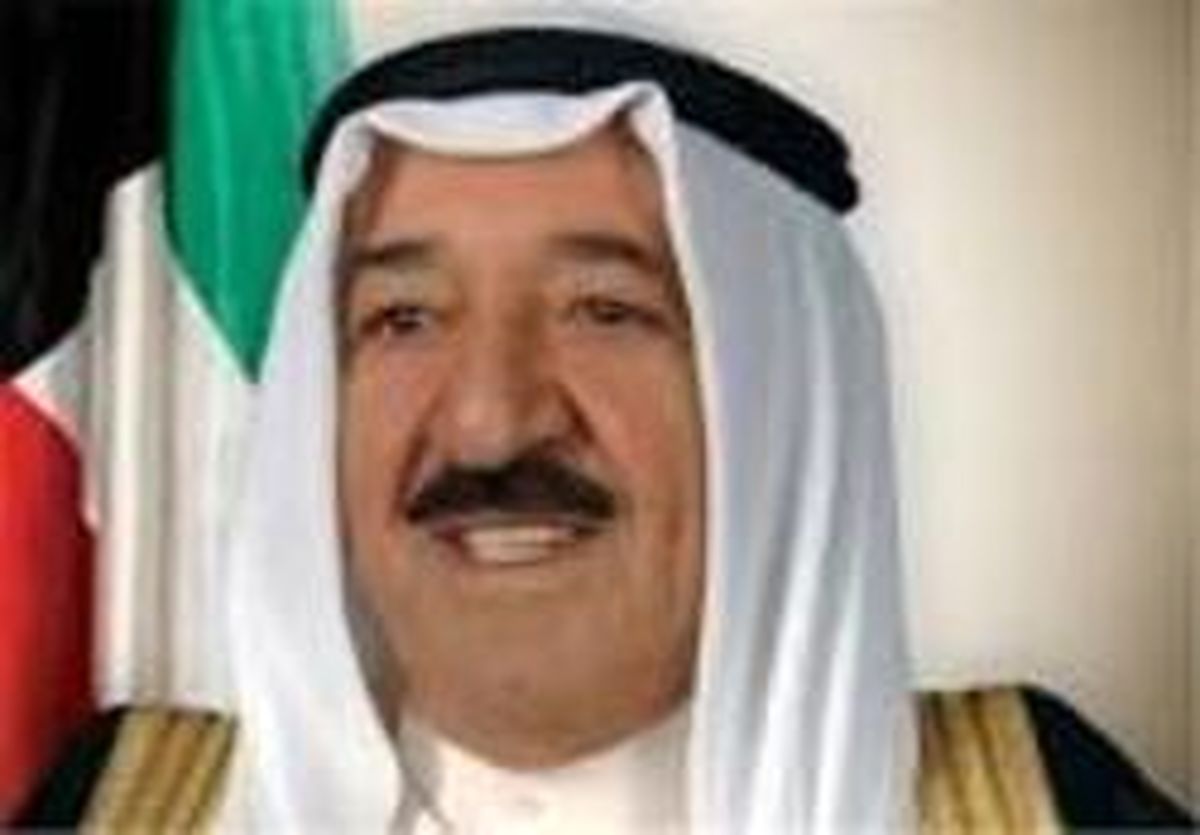 امیر کویت: طرفهای یمنی باید پای میز مذاکره بنشینند