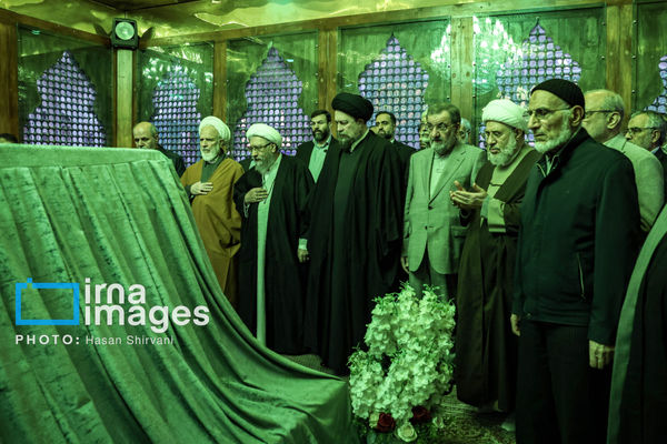 تصاویر: تجدید میثاق رئیس و اعضای مجمع تشخیص مصلحت نظام