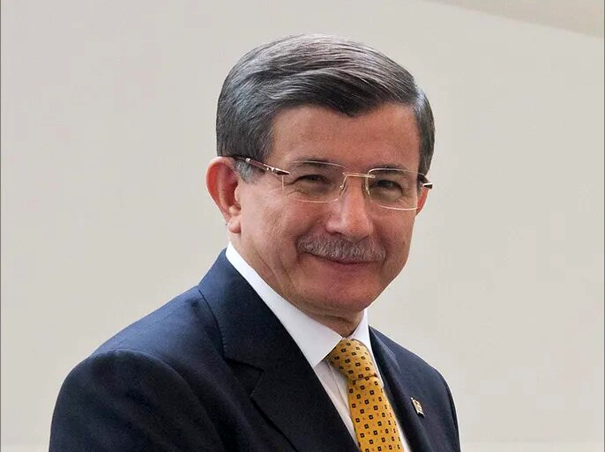 انتقاد شدید داود اوغلو از دولت اردوغان/ چرا از ایران حمایت نمی کند؟