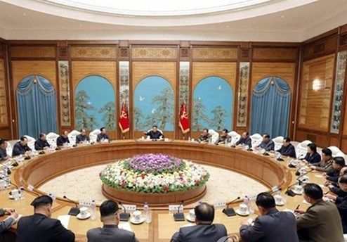 رهبر کره شمالی پس از ۲۵ روز در انظار عمومی ظاهر شد