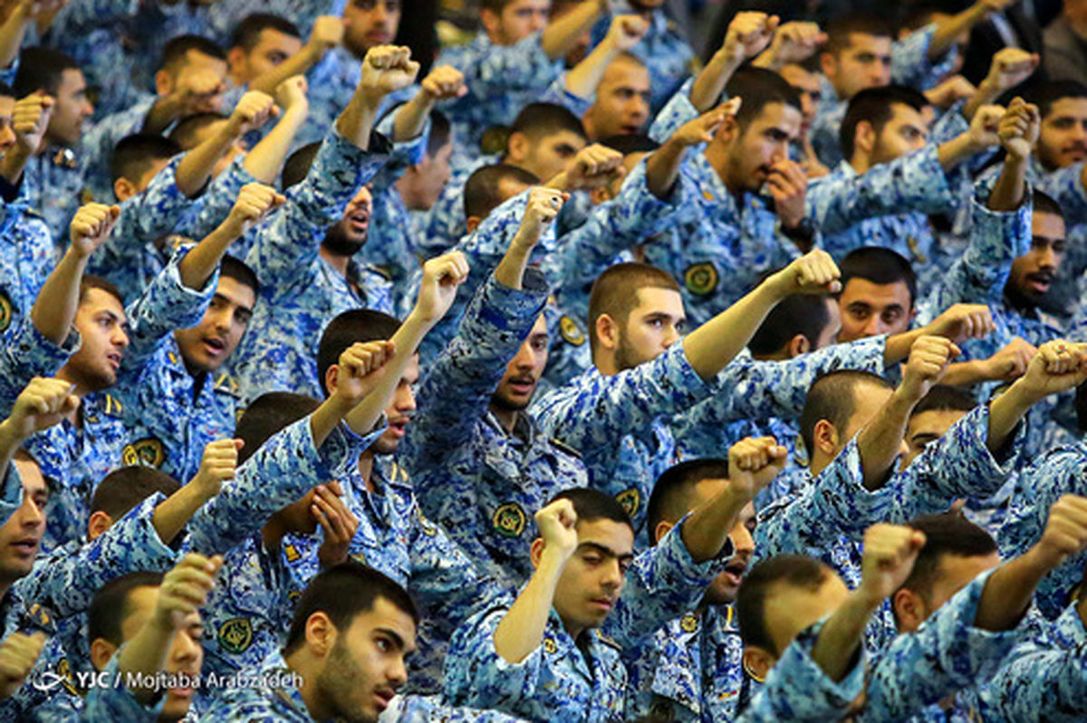 عکسی جالب از نماز امروز جمعه تهران