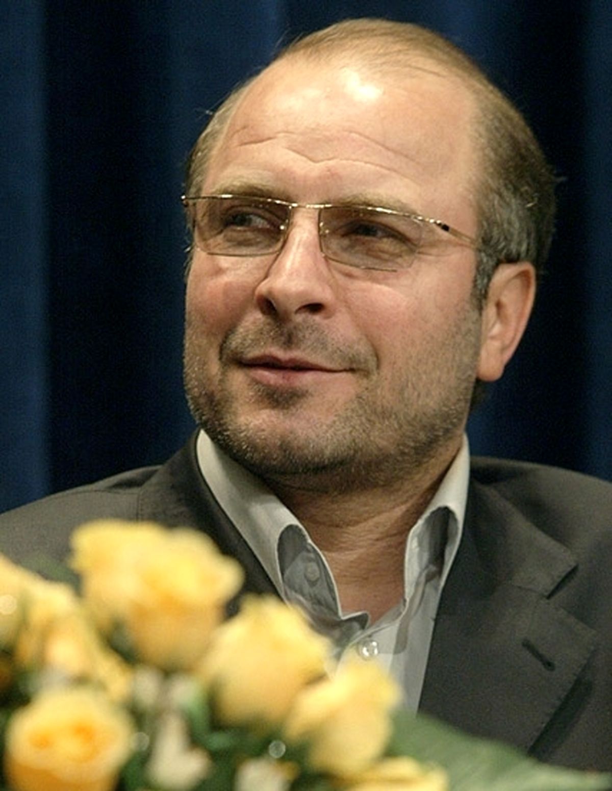 مهم‌ترین چالش شهر آلودگی هوا است/ با اقدامات مقطعی نمی‌توان مشكل آلودگی هوا را حل کرد/ ظرفیت‌های لازم برای توسعه حمل‌ونقل عمومی وجود دارد