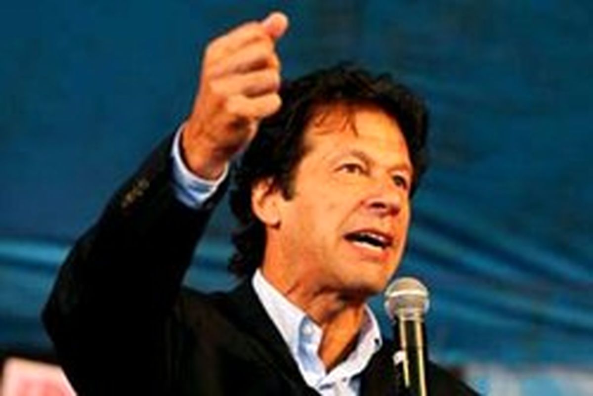 «عمران خان» به پیروزی در انتخابات پاکستان نزدیک شد