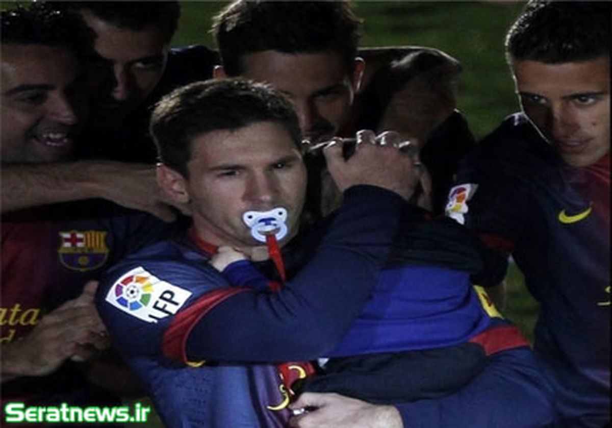 این هم یک حرکت عجیب از مسی/عکس