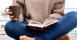 چهار زانو نشستن باعث ساییدگی زانو می‎شود؟