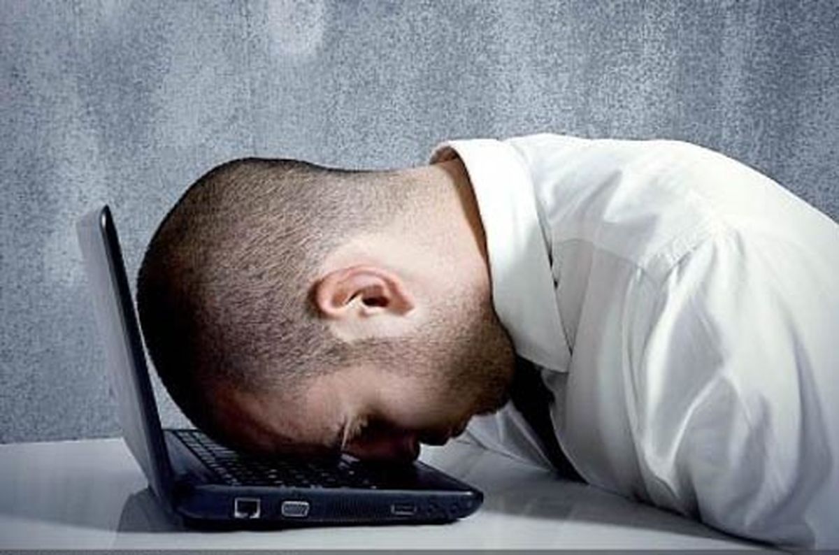 ۶ دلیل برای اینکه همیشه خسته هستید