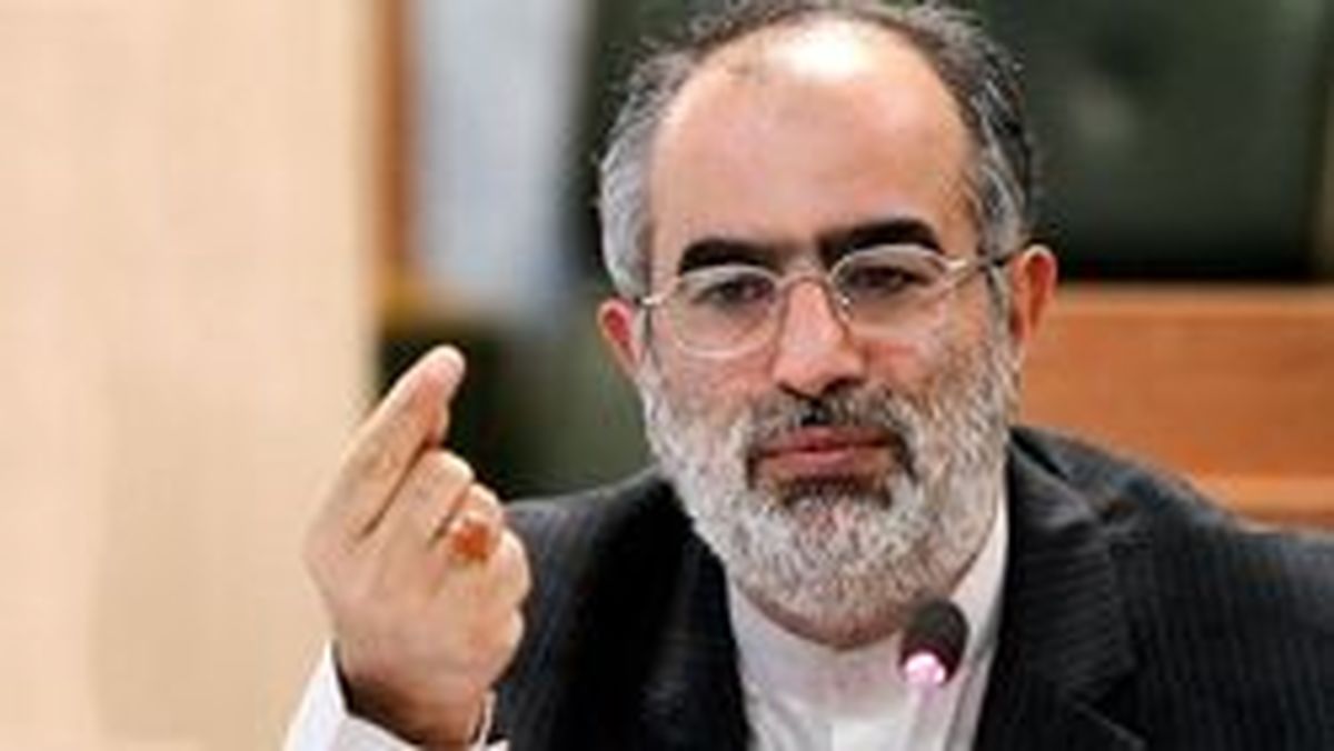 درخواست حسام الدین آشنا از قالیباف