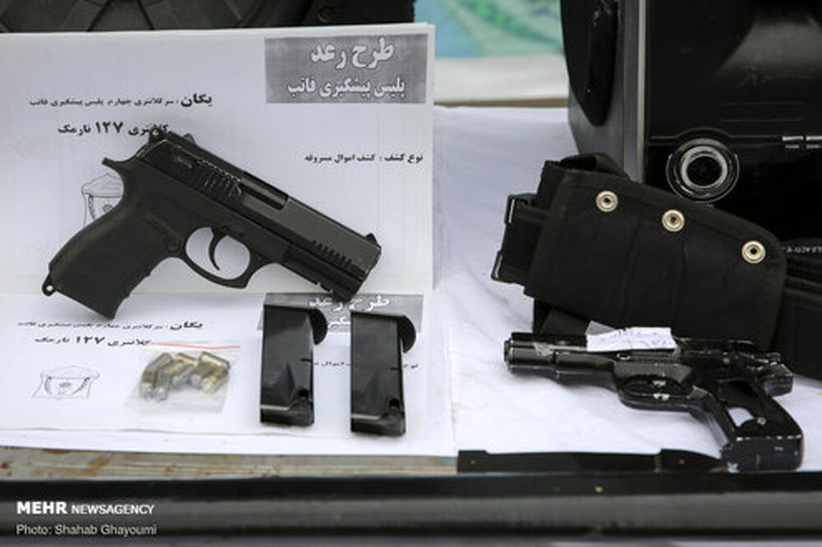 تصاویر: کشفیات عجیب پلیس در طرح «رعد ۳۲»