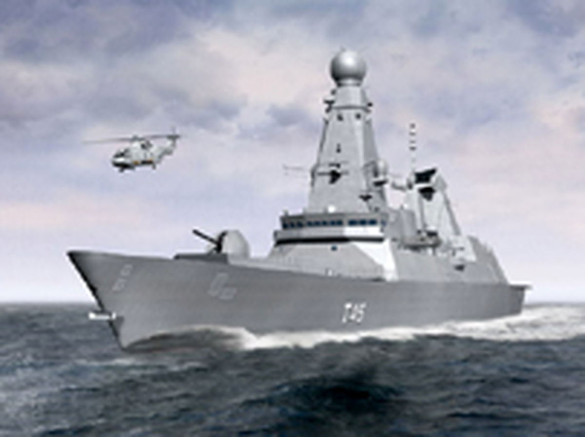 انگلیس قوی ترین ناوشکن خود را به خلیج فارس اعزام می کند/عکس