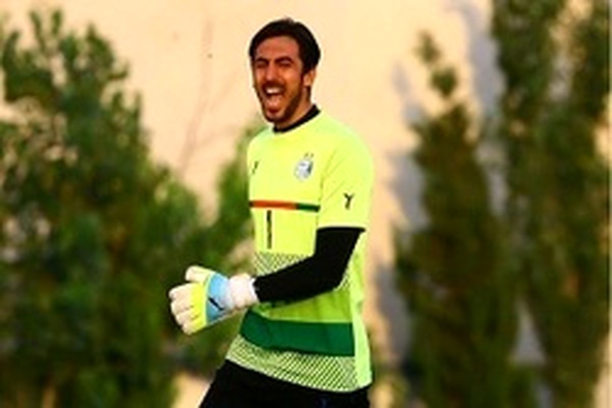 چرا رحمتی از استقلال جدا نمی‌شود؟