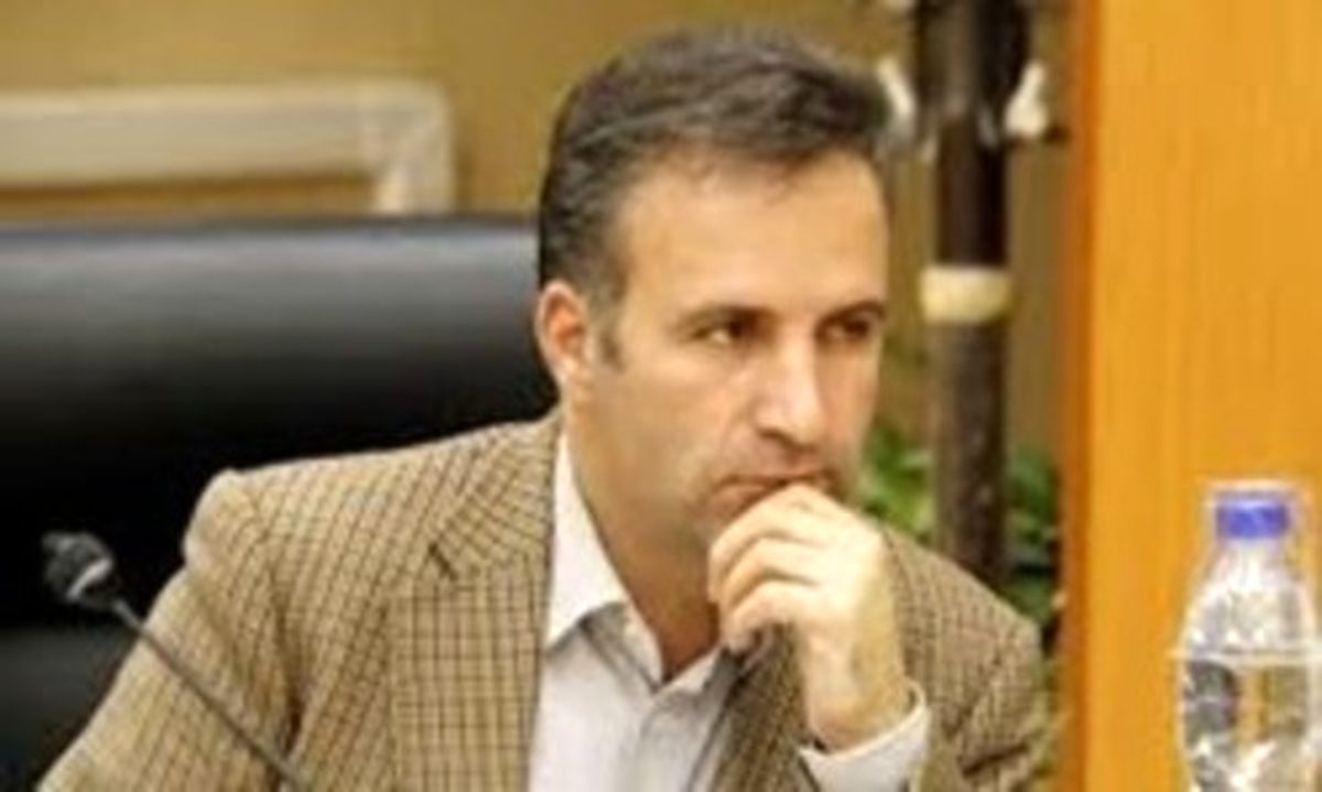 نماینده مجلس: کارگران خودروسازی توان خرید پراید هم ندارند