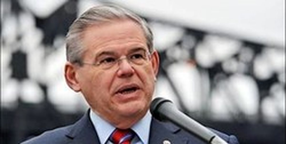 منندز: بحران شورای همکاری، اتحاد ضد ایران را سخت کرده است