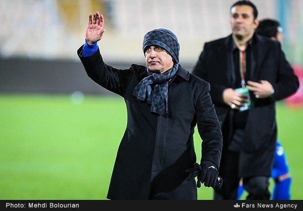 قلعهنویی در حاشیه بازی امروز/عکس