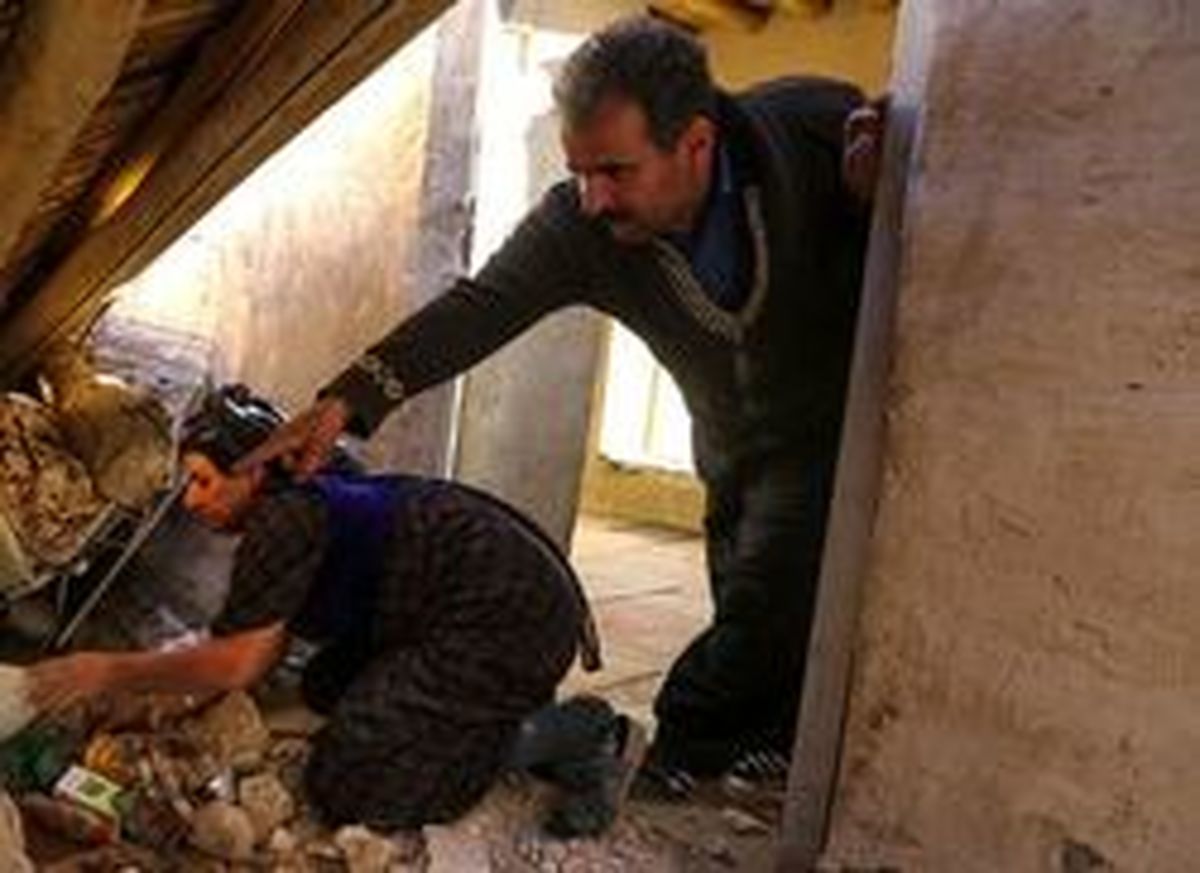 مردم برای کمک به زلزله زدگان مراقب کلاهبرداران باشند