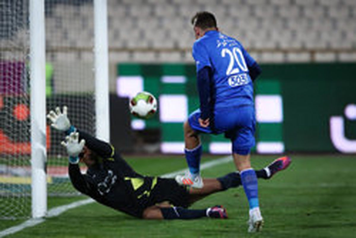 استقلال دو مهاجم میخواهد