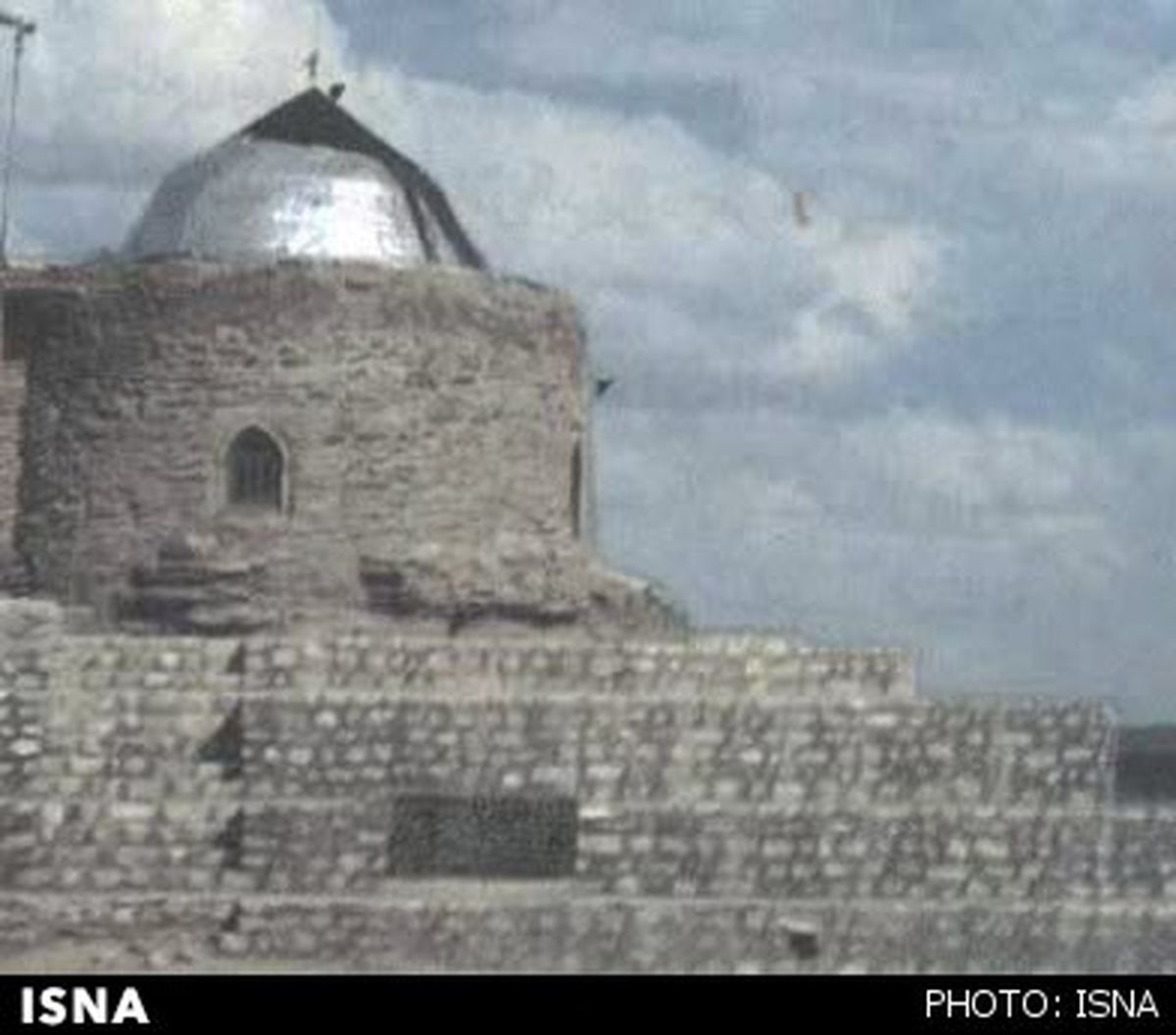 باباگرگر در انتظار مسافران نوروزی/تصاویر