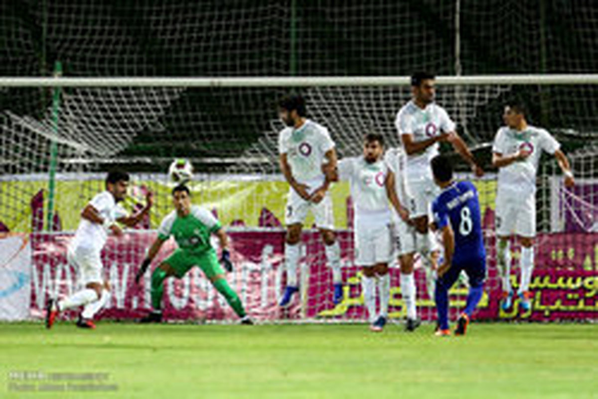 خوش شانسی قلعه‌نویی در دقیقه ۹۲