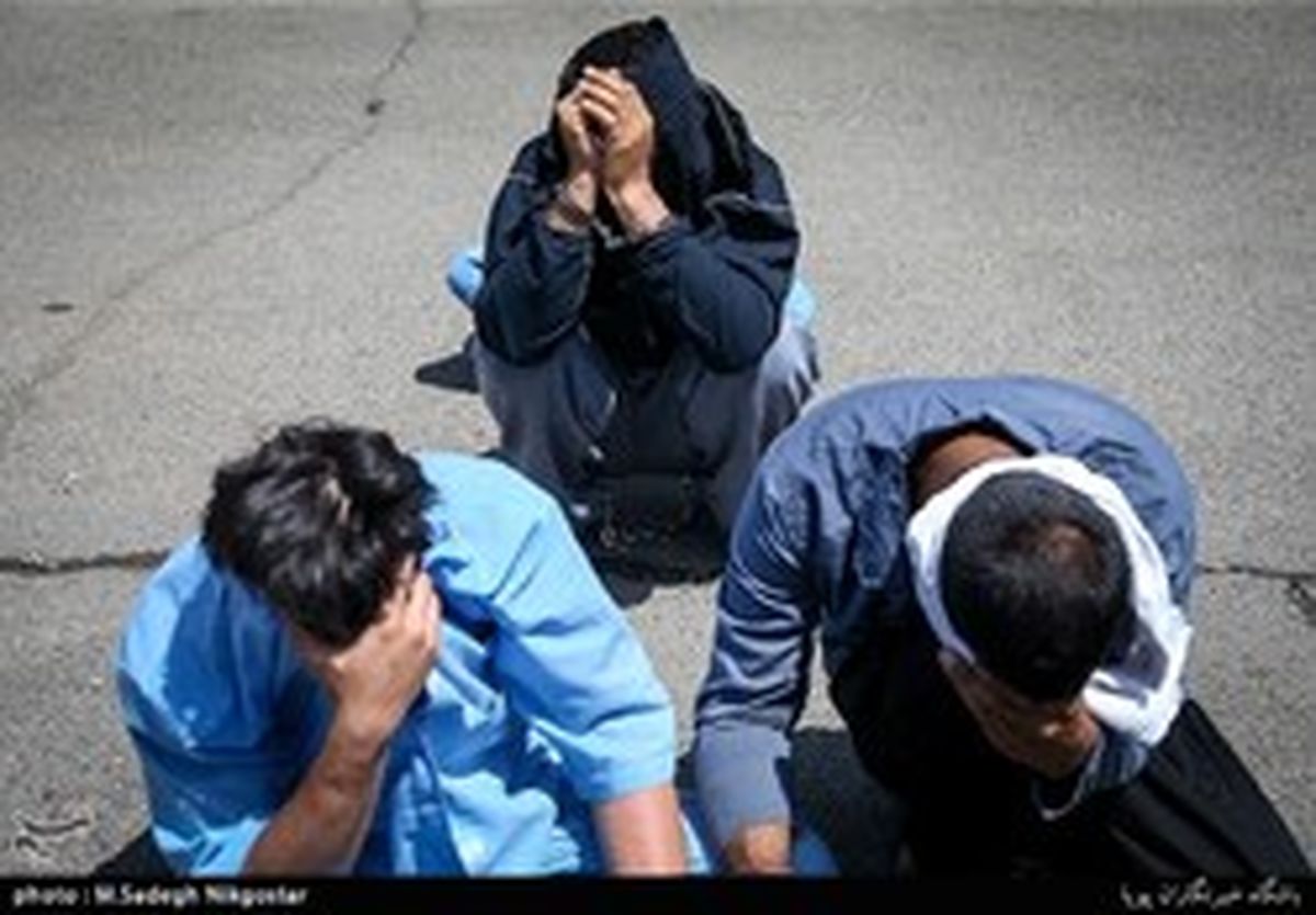 انهدام باند خانوادگی سرقت باتری خودرو