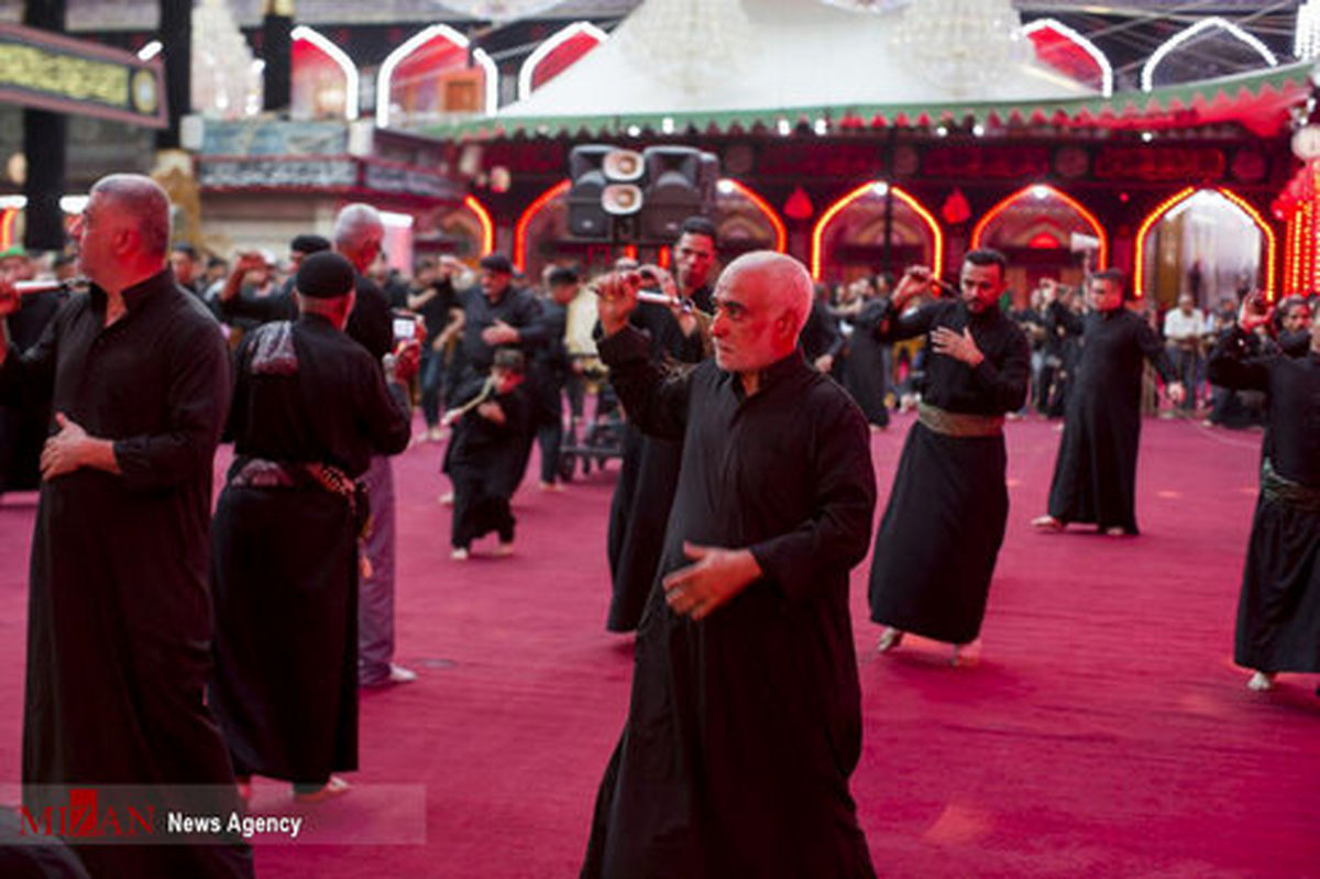 تصاویر: عزاداری زائران حسینی در کربلای معلی