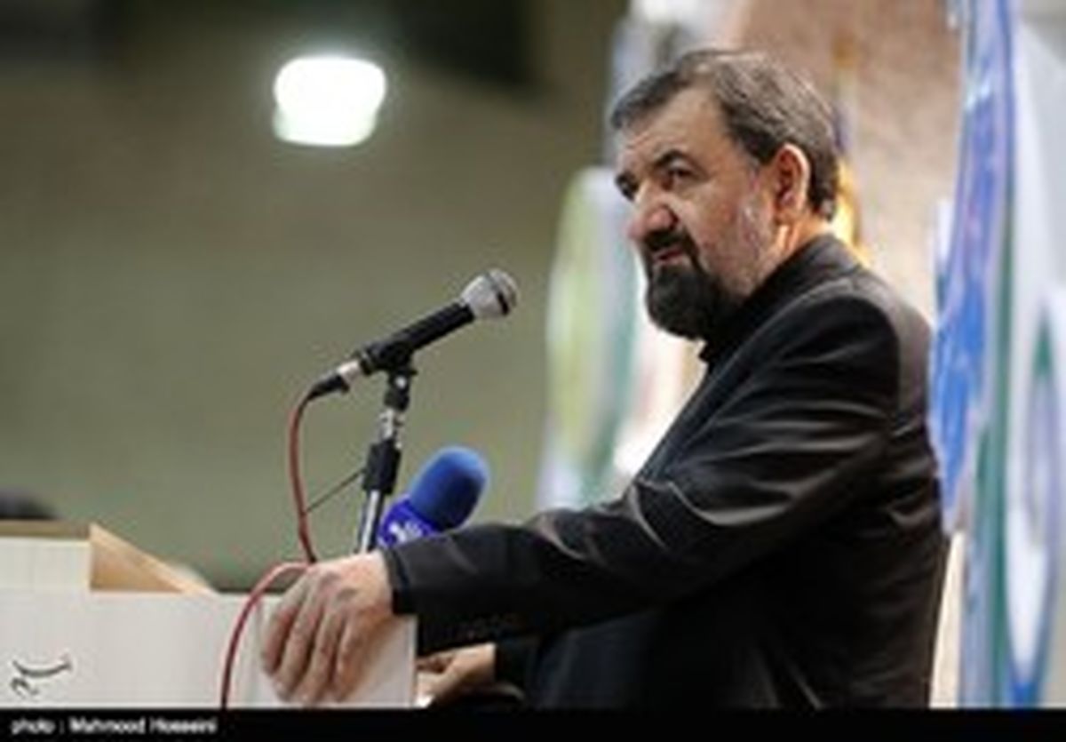 محسن رضایی: ملت ایران جنگ اقتصادی را پشت سر میگذارد