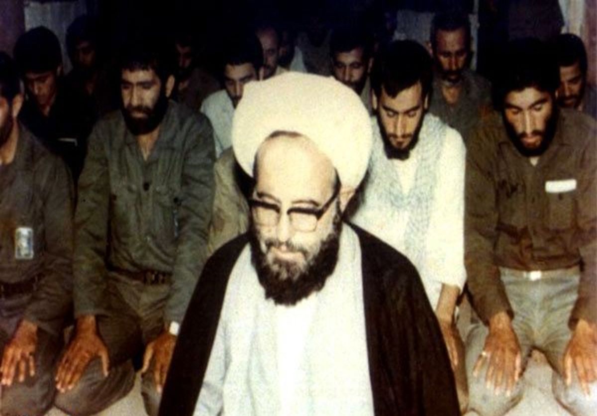 روحانی آرپی‌جی زن / عکس