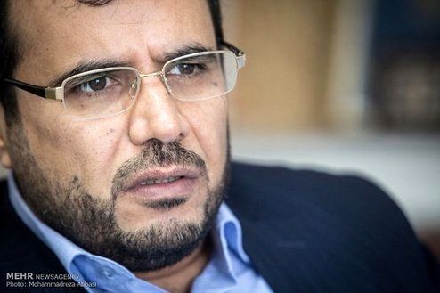 اعتراض نماینده تهران به قرائت نشدن گزارش تفحص از خودروساز‌ها