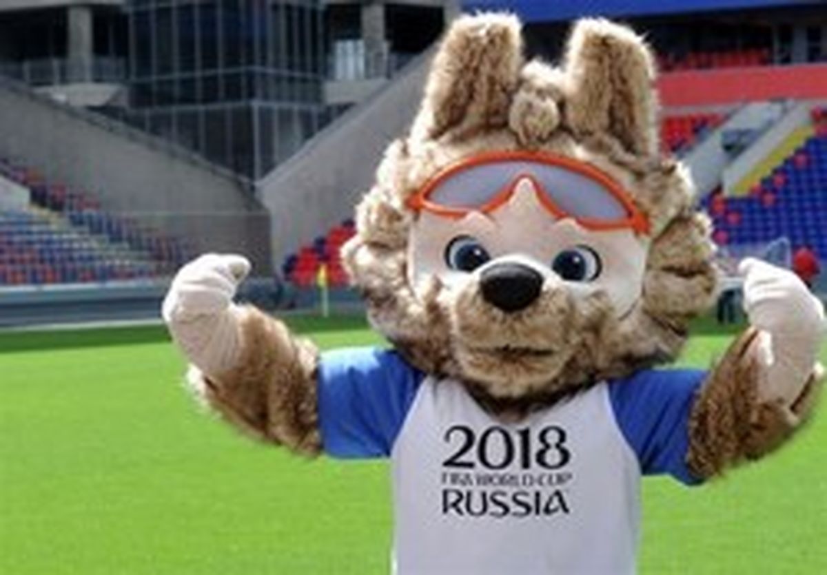 حکاکی نماد جام جهانی ۲۰۱۸ روی دانه گندم +عکس