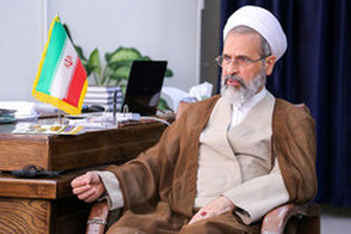پرهیز از افراط و تفریط در بحثهای اقتصادی