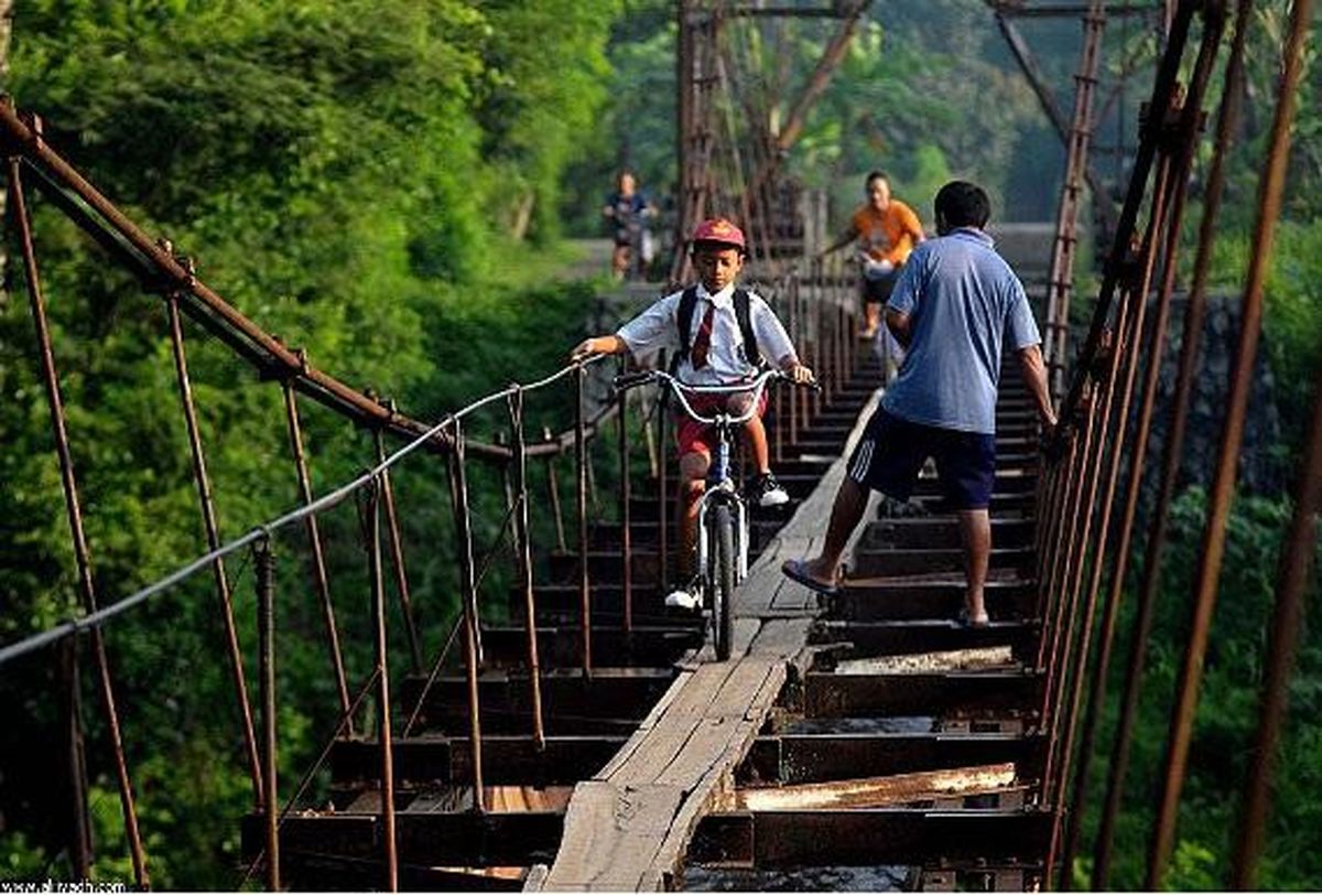 خطرناک ترین نوع مدرسه رفتن /تصاویر