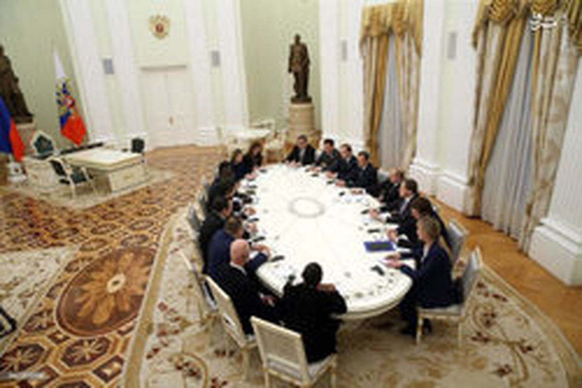 اتاق کار پوتین +عکس