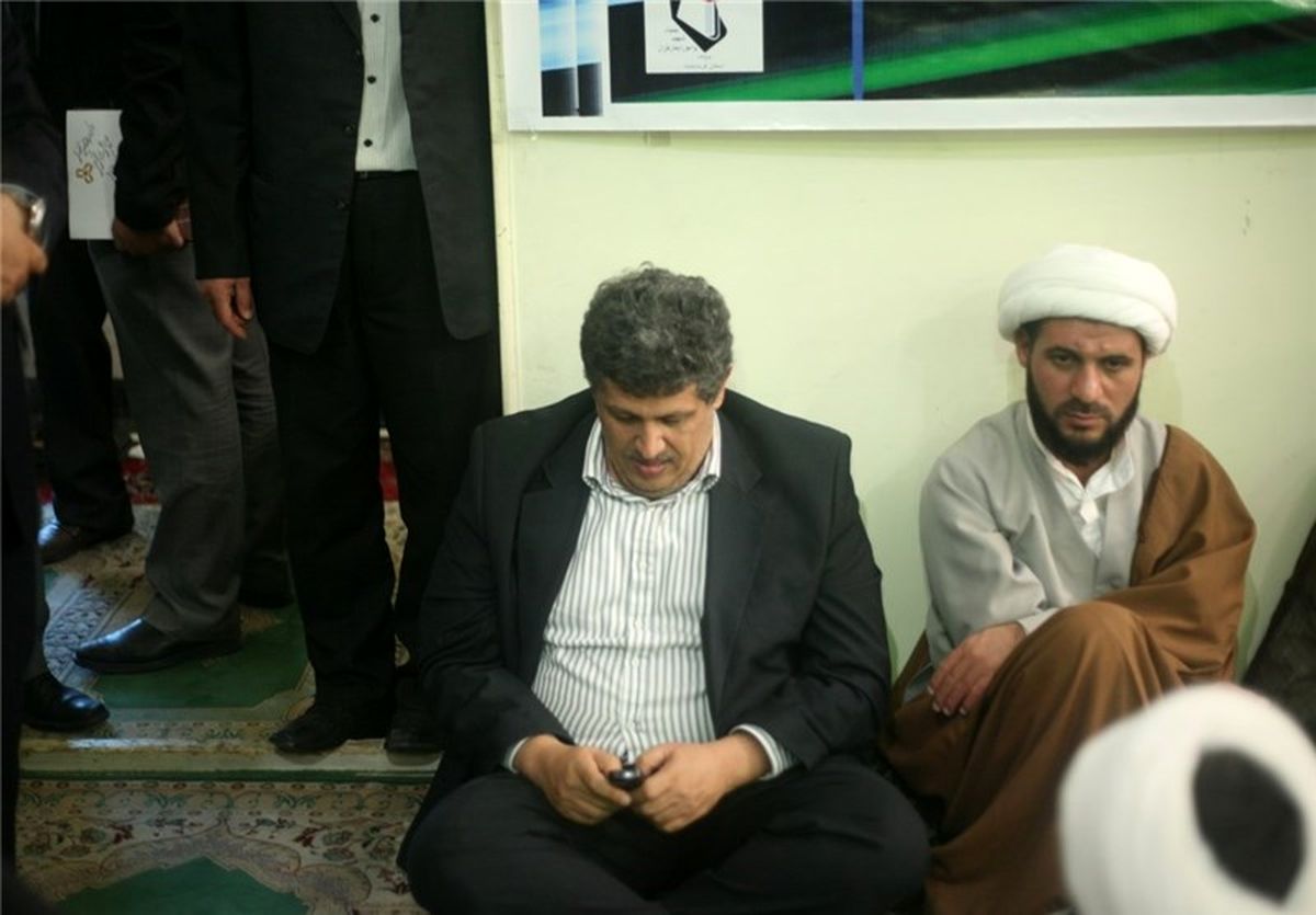 عکس/ ارتباط پیامکی پسران هاشمی