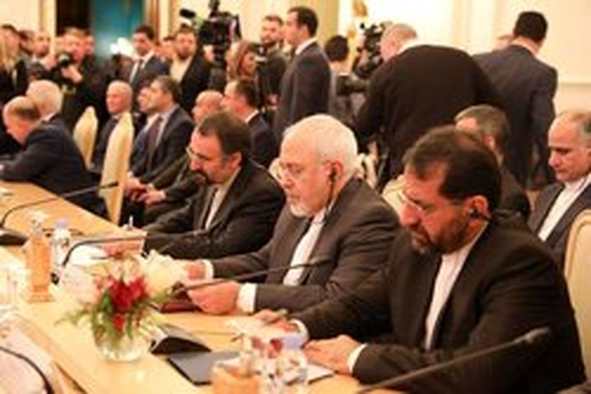 ظریف: اختلافات در تحدید حدود مناطق دریایی قابل حل است