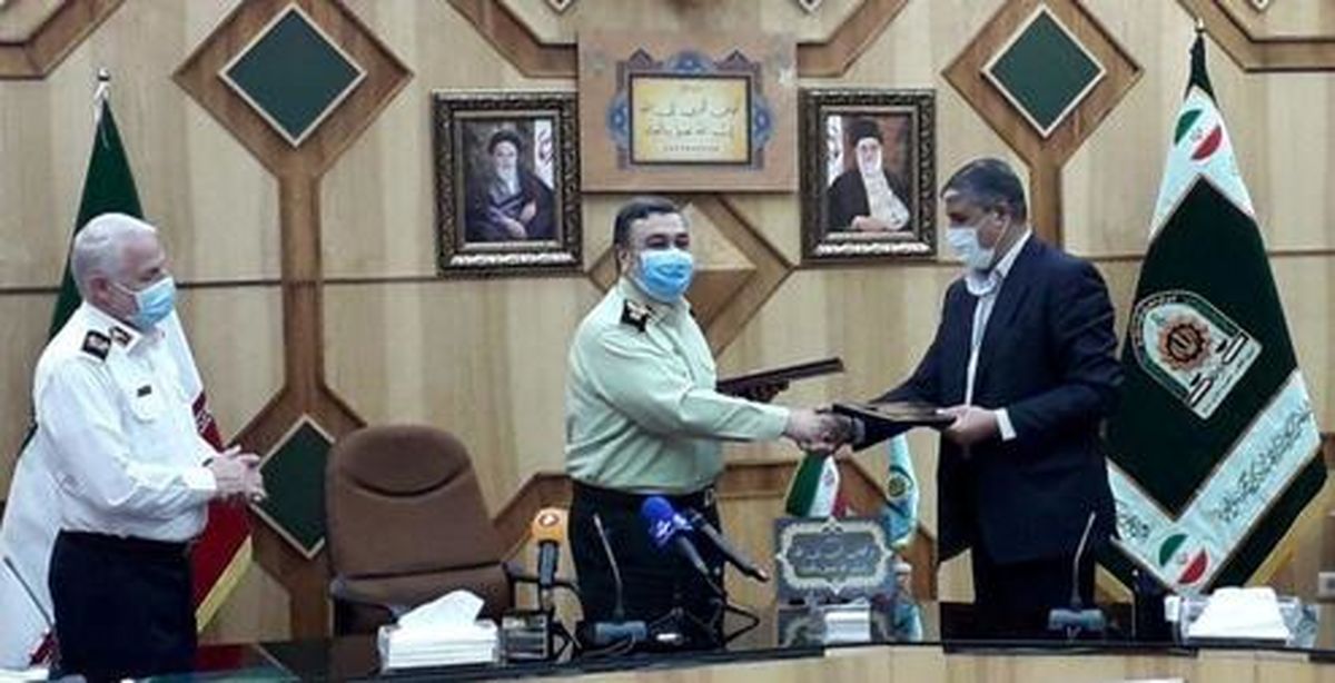 وقتی مسئولان ایرانی یادشان می‌رود کرونا هست! +عکس