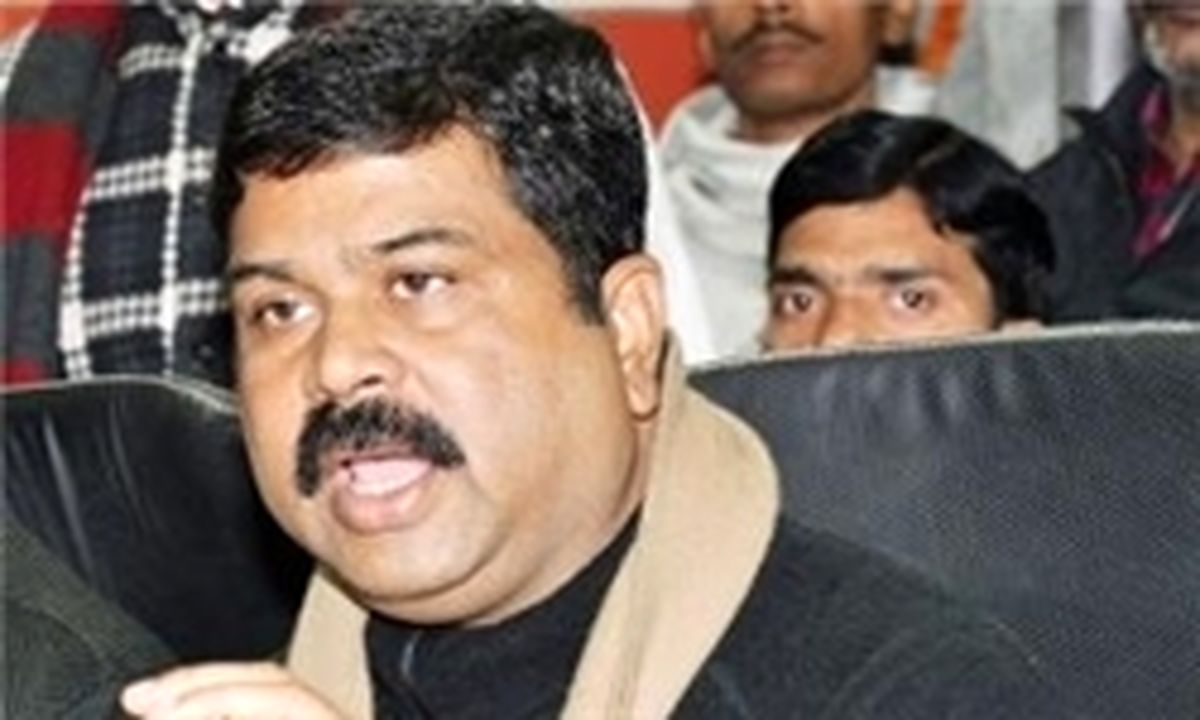 تشکیل «باشگاه خریداران نفت» توسط هند و چین