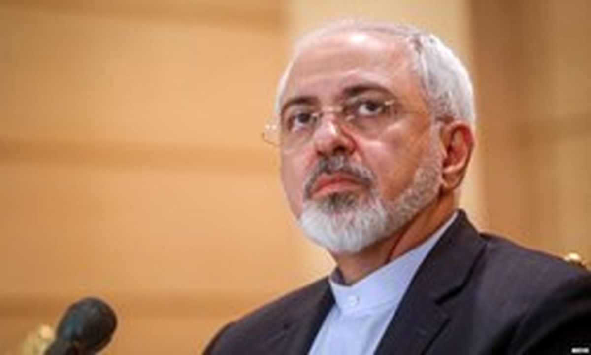 توصیه ظریف به هیاهوسالاران منطقه‌ای و بین المللی