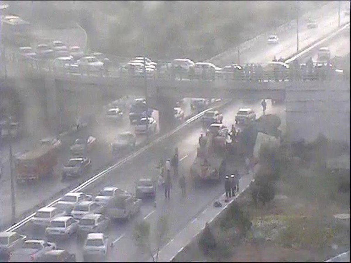 برخورد مرگبار تانکر با وانت نیسان در اصفهان +تصاویر