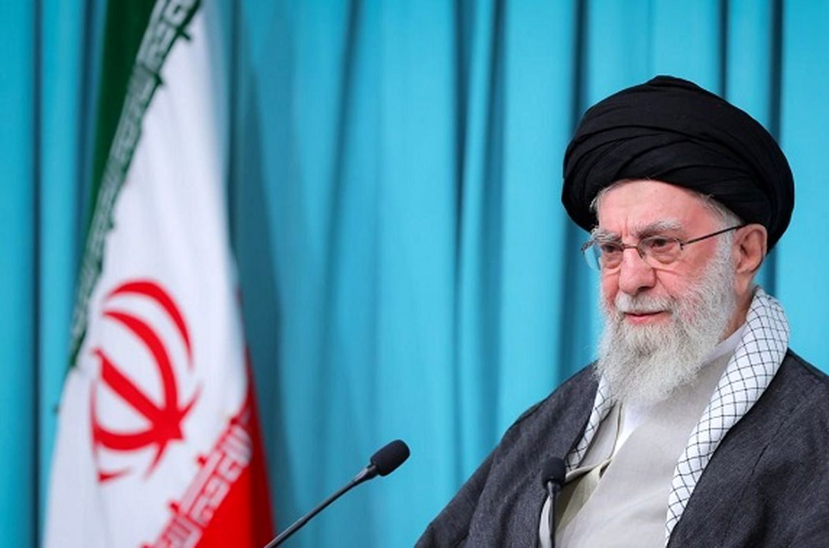 رهبر انقلاب: دشمن میخواست فتنههای خیابانی درست کند