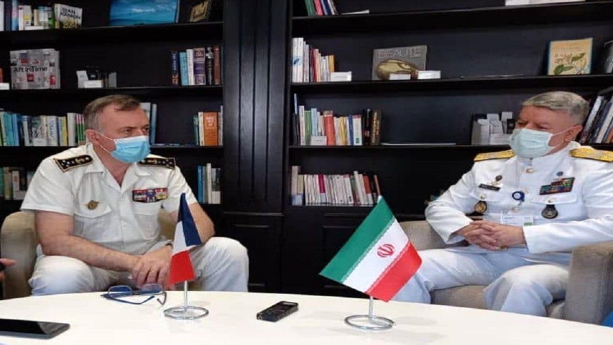 جزئیات رایزنی دریادار خانزادی با فرمانده نیروی دریایی فرانسه